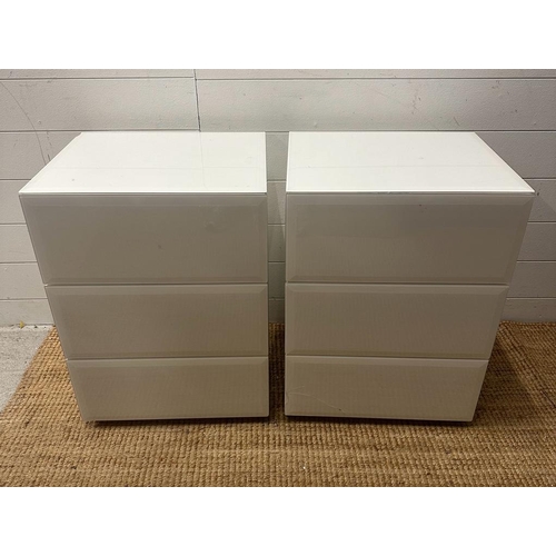 106 - A pair of contemporary white three drawer soft close bedside tables AF Height 51 40x46