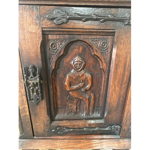 255 - A Belgian oak cabinet (H116cm D41cm W52cm)