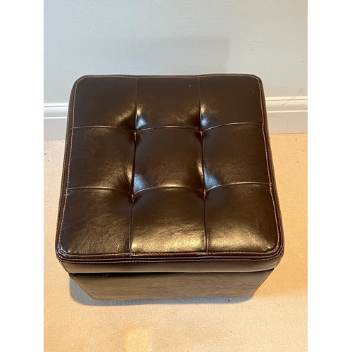 32 - A pair of cube leather foot stools with button top (SQ40cm)