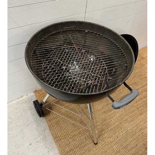 348 - A Weber kettle charcoal BBQ