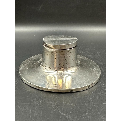 449 - An English silver capstan ink well hallmarked for Birmingham and retaining its glass liner AF