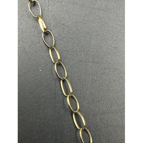 470 - A 9ct gold necklace (1.5g Approximate Weight)