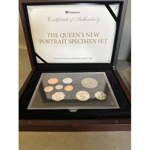 512 - The Royal Mint 2011 United Kingdom Executive Proof Set and the Queen's New portrait Specimen set.