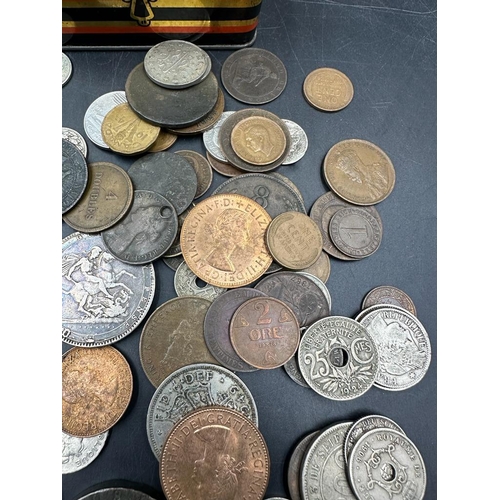 518 - A small selection of coins to include Georgia penny, 1820 Crown etc.