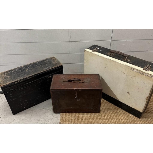 663 - Two vintage storage cases or art boxes and an engineers chest AF