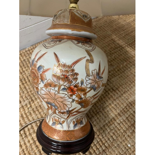 161 - A ceramic ginger jar style table lamp