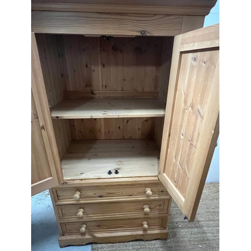 21 - Small two door cupboard or hanging cabinet with drawers under (H153cm W93cm D57cm)