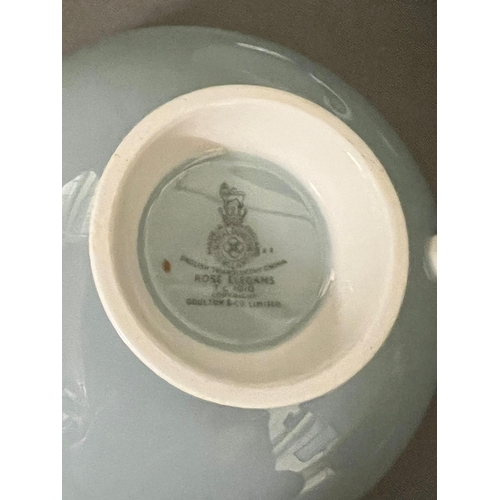 327 - Royal Doulton dinner service