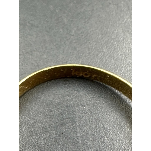 460 - An 18ct gold ring AF (Approximate total weight 1.6g)