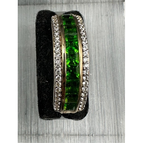 475 - A 9ct gold green garnet and CZ ring Size S1/2