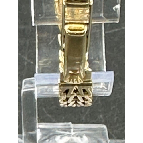 511 - A 9ct gold Tudor Ladies watch