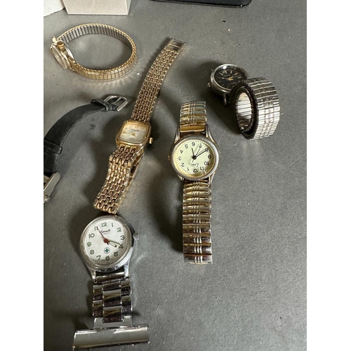 521 - A selection of costume watches toinclude Pulsar, Buckingham and sekonda