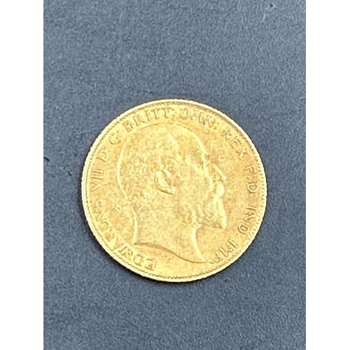 559 - A 1908 Gold half sovereign