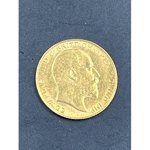 561 - A 1909 Gold half sovereign