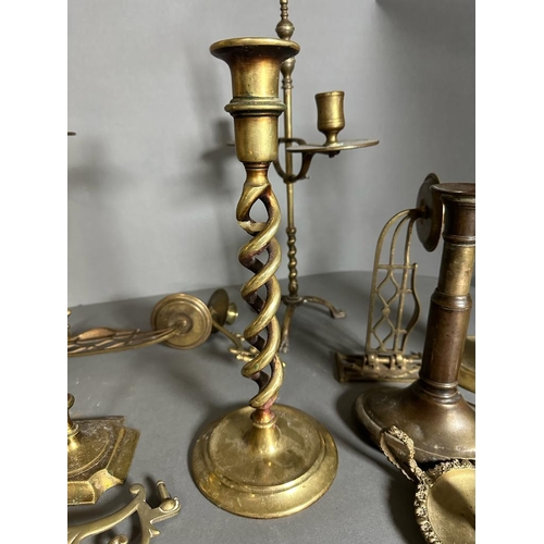 635 - A selection of brass candleholders