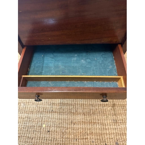 134 - A mahogany single drawer needlework box on legs (H62cm W32cm D28cm)