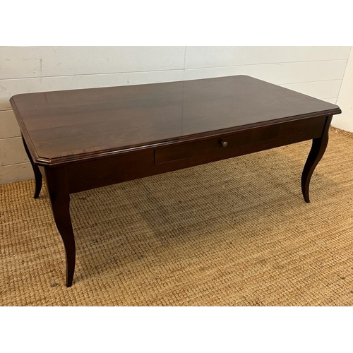 159 - A mahogany single drawer coffee table (H46cm W114cm D64cm)