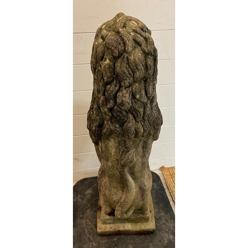 261 - A garden heraldic lion (H82cm)