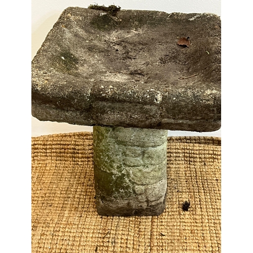 265 - A small garden bird bath with square top (H42cm Sq37cm)