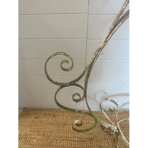 272 - A white painted wrought iron decorative plant stand (H95cm)