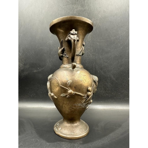 401 - A bronze Meji period Japanese vase (H22cm)