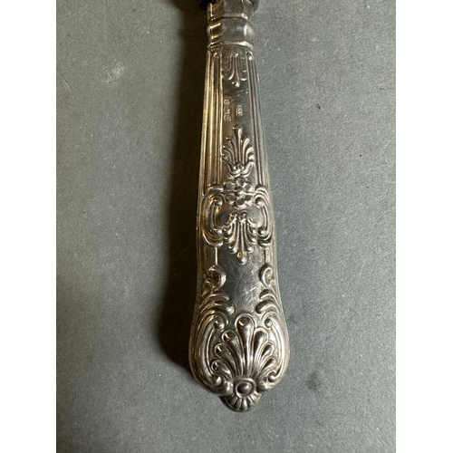 464 - A silver handled sandwich knife, hallmarked for Birmingham