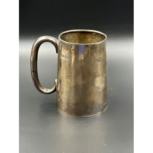 469 - A silver, engraved tankard, approximate total weight 213g, hallmarked for Chester