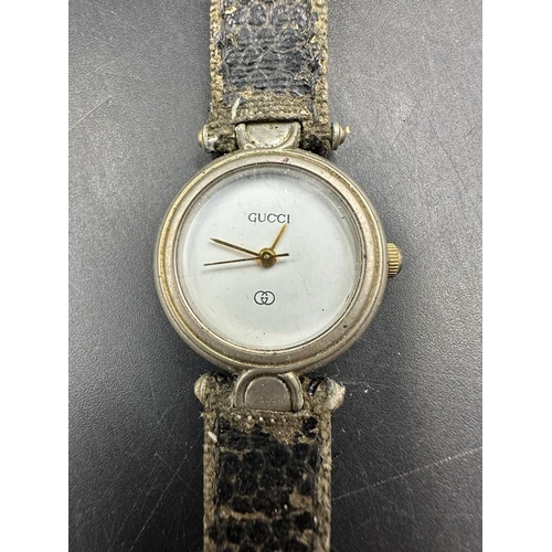 630 - A selection of ladies wristwatches to include Gucci and Rotary