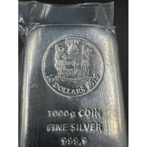 645 - Fiji 2015 10 Dollars 1000g coin Fine Silver 999.9 (Bar)