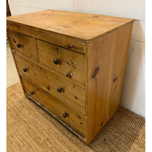 17 - A Victorian pine chest of drawers (H74cm W80cm D45cm)