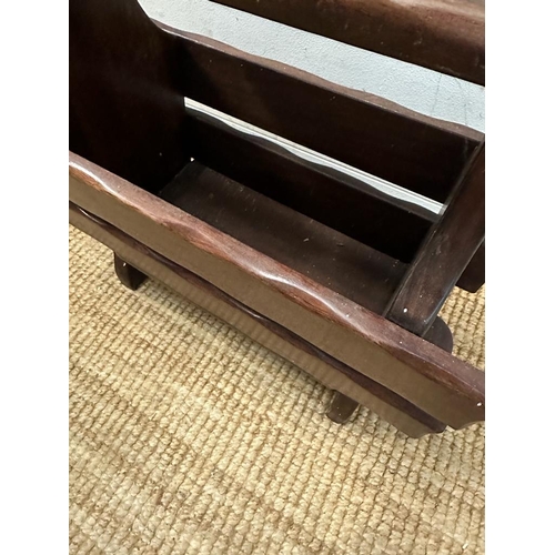 175 - An oak magazine rack