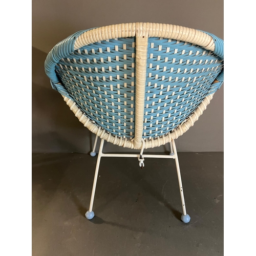 206 - A 1960's child's spaghetti Sputnik chairs (H51cm W37cm)