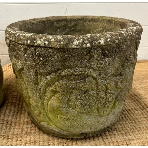 287 - A pair of weathered concrete garden planters with birds and leaf detail (H30cm Dia40cm)