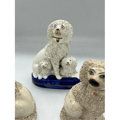 375 - Three Staffordshire poodles figurines (Tallest H14cm)