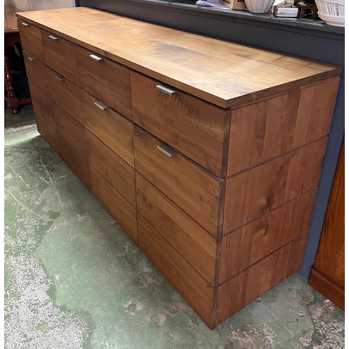 41 - A contemporary sideboard (H90cm W200cm D51cm)