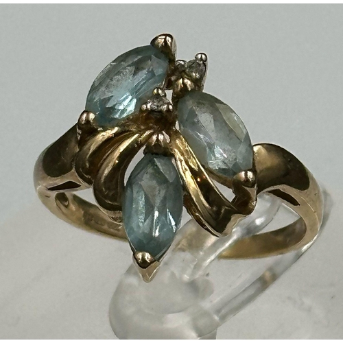 489 - A 9ct gold and topaz ring, approximate size P, approximate weight 3.5g