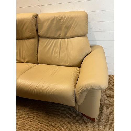 78 - Stressless two seater sofa (H104cm W180cm D86cm)