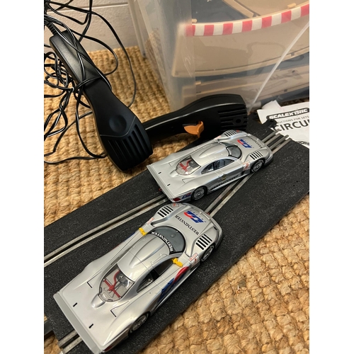 785 - A Scalextric circuit 4, track and two cars, unboxed