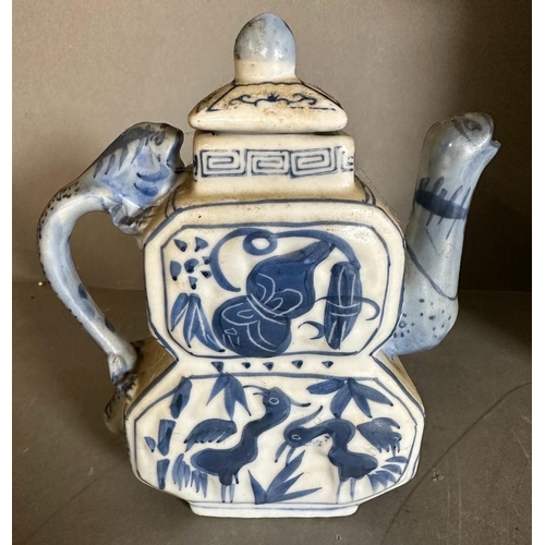 259 - A selection of ceramics to include a Rumtopf, a single serve blue and white Chinese teapot and Japan... 