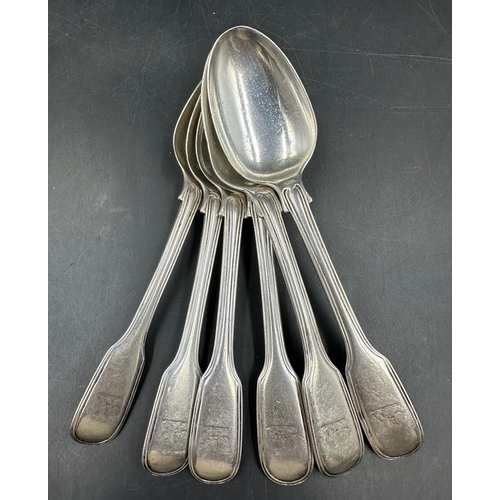 448 - A set of six Georgian teaspoons, hallmarked for London 1834, with an approximate total weight of 180... 