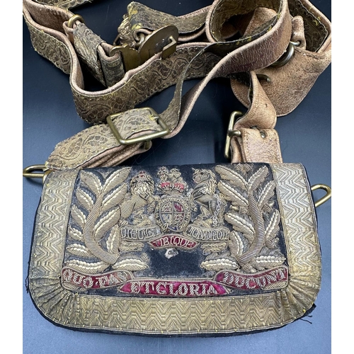 640 - A Victorian Royal Artillery officer's shoulder belt pouch (Missing an artillery insignia)