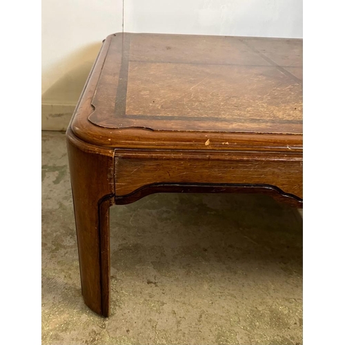 85 - An Art Deco style square coffee table (93cm x 93cm x 43cm)