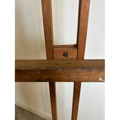 98 - A vintage adjustable artist easel