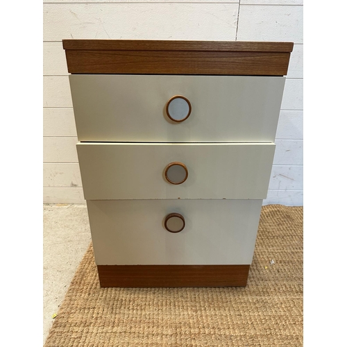 112 - A small contemporary three drawer chest of drawers (H69cm W49cm D46cm)