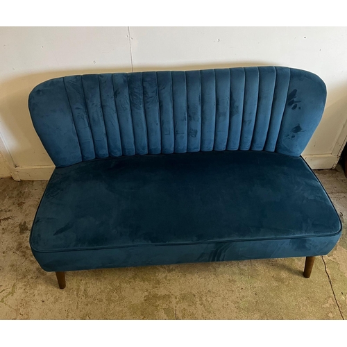 139 - Two seater blue cocktail style sofa (H80cm W130cm D60cm SH44cm)