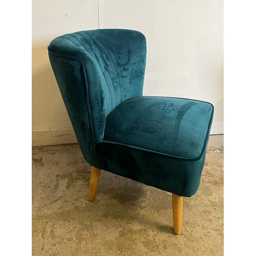 140 - A single teal cocktail chair (H74cm W60cm D57cm SH40cm)