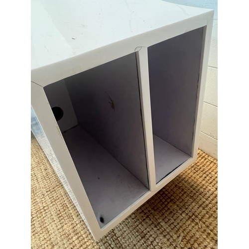 176 - A white gloss media unit (H36cm W130cm D130cm)