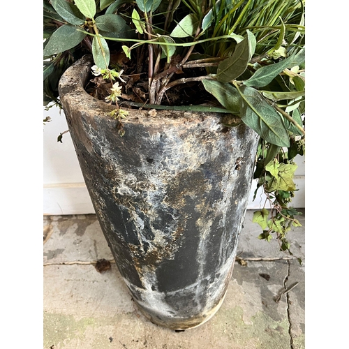 319 - A planter with faux plants (H58cm)