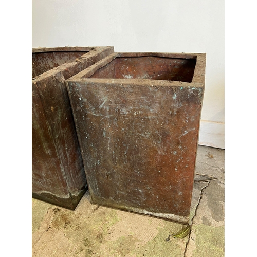 323 - Three square copper planters (Largest H40cm SQ40cm, smallest H31cm SQ31cm)