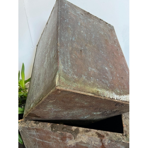 323 - Three square copper planters (Largest H40cm SQ40cm, smallest H31cm SQ31cm)